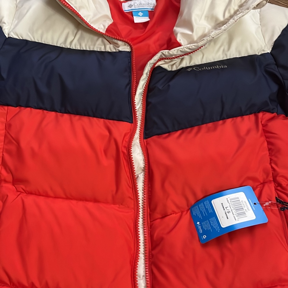 Large Women’s Columbia Puffer Jacket~NWT Red, Navy & Cream
